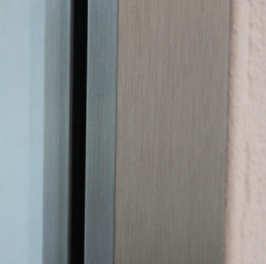 Beschläge für Glas Trennwand mit Tür 02